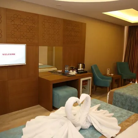 Grand Bulut & Otel 3*